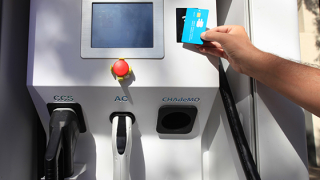 targeta de recàrrega de vehicles elèctrics
